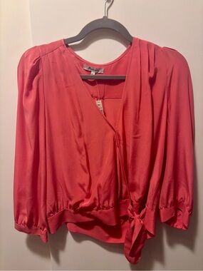 Madewell Drapey V-Neck Top in Warm Rose/ Coral - Size Small